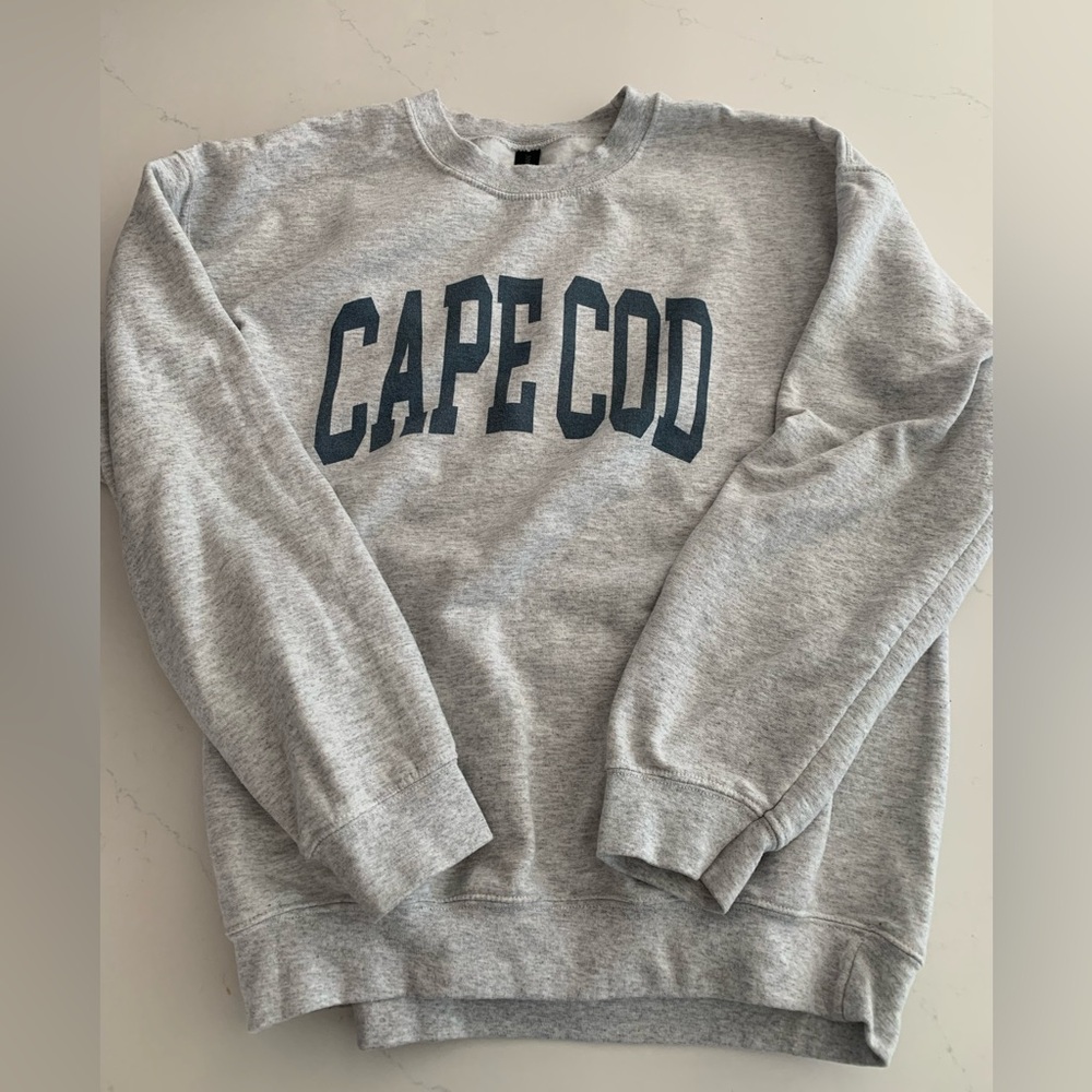 Gildan Gray Crewneck Sweater with Cape Cod Print, L